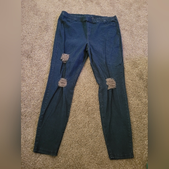 Simply Vera Vera Wang Denim - Simply Vera Vera Wang jeans size 16